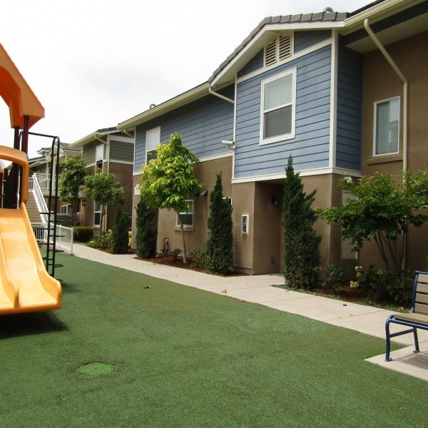 Foto principal - Courtland Street Apartments