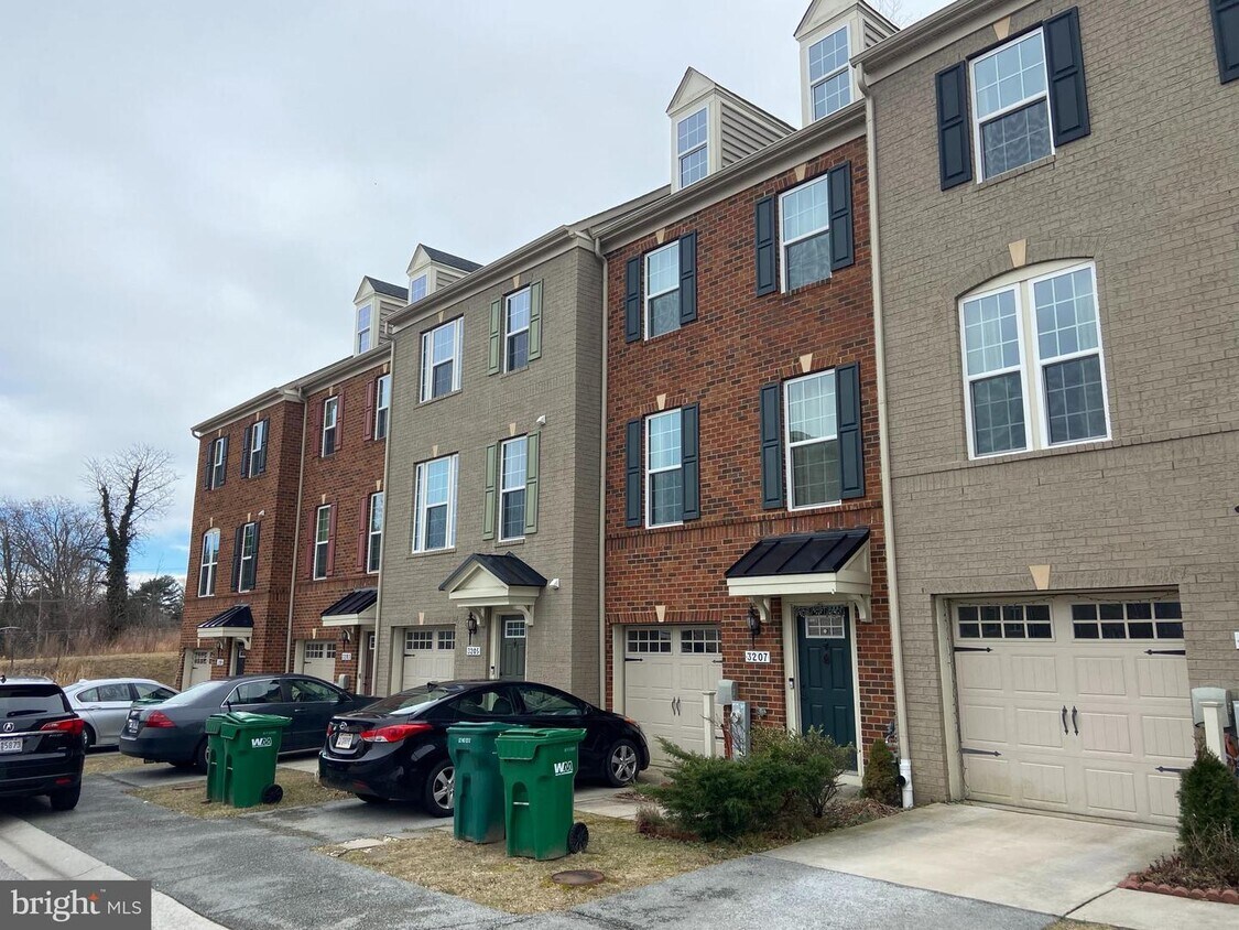 3205 Clear Spring Dr, Ellicott City, MD 21043 Townhome Rentals in