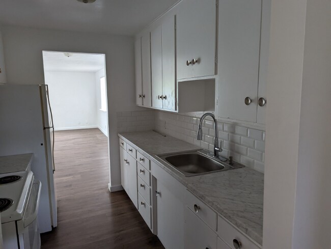 Foto del edificio - 5606 111th St SW