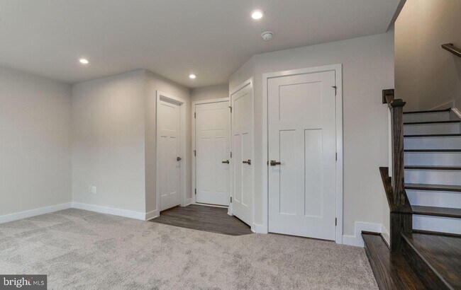 Foto del edificio - 7849 Francis Dickens Ln