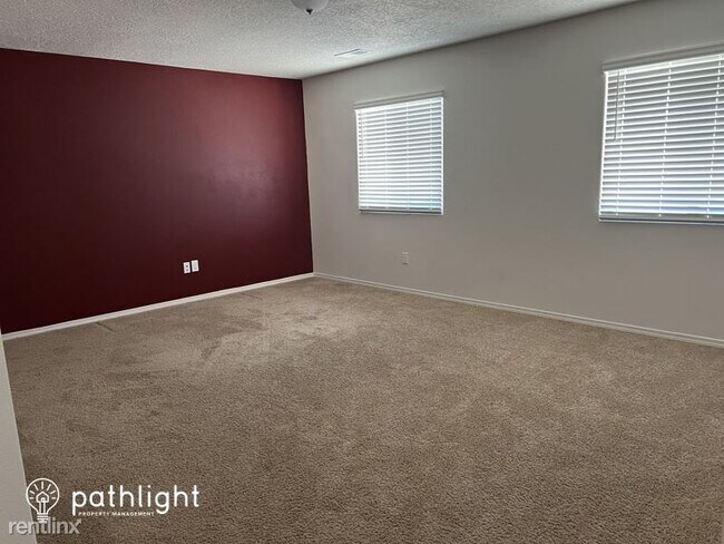 Foto del edificio - 4 br, 2.5 bath House - 7032 Hearthstone Ro...
