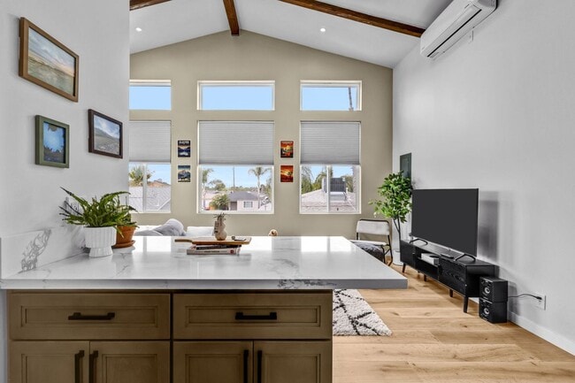 Building Photo - 4838 Gundry Ave