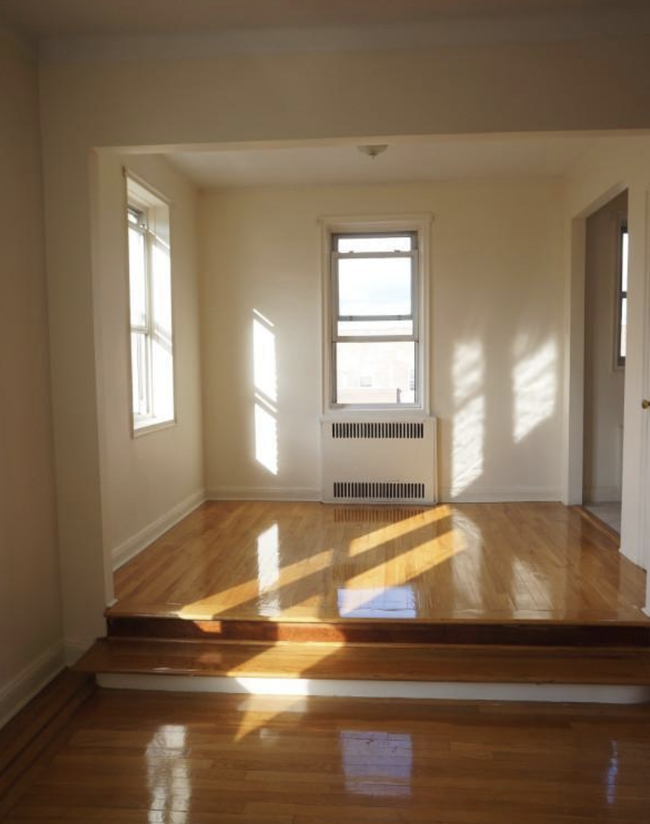 Building Photo - 1620 Avenue I