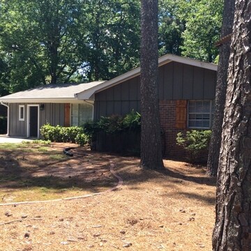 Foto del edificio - 4360 Hickory Wood Ln