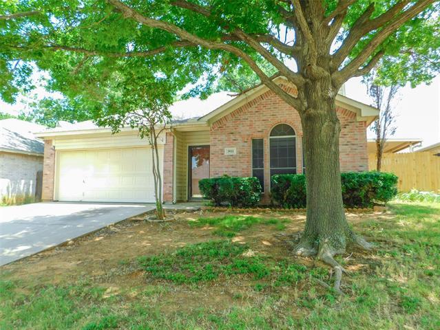 Building Photo - 3933 Parkhaven Dr