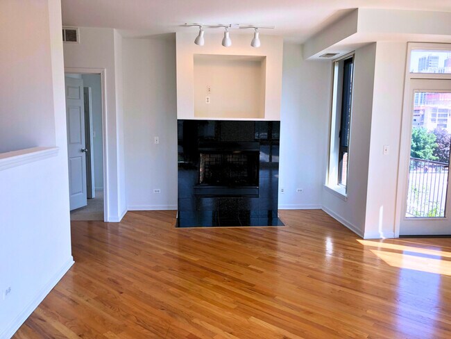 Foto del edificio - 343 W Old Town Ct