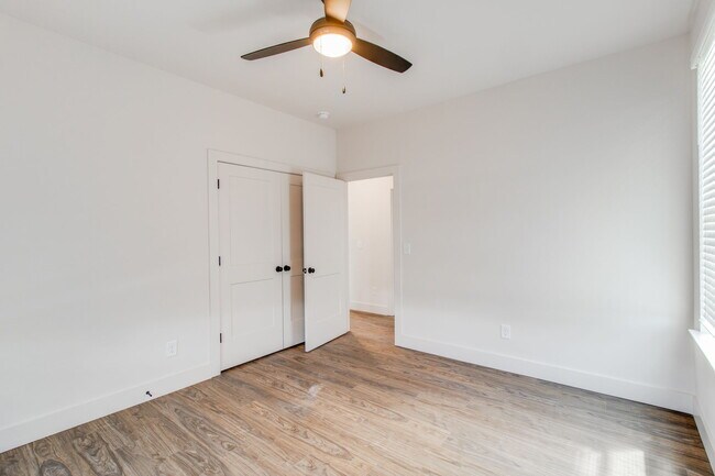 Foto del edificio - 2516 Richland St