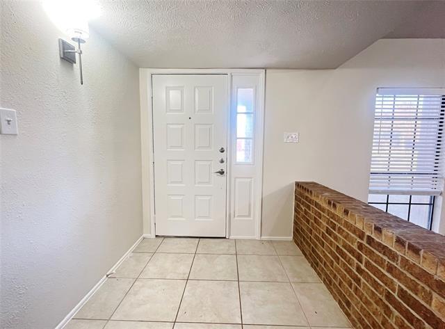 Foto del edificio - 1304 Creekwood Ct