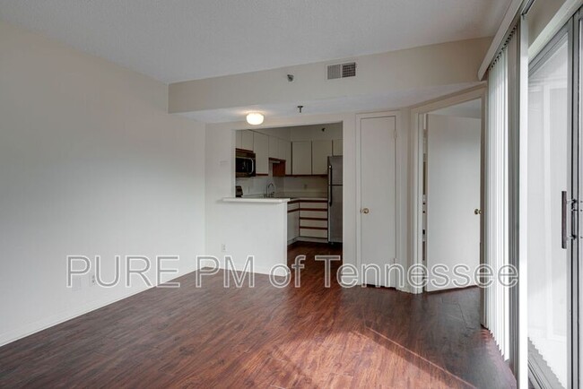 Foto del edificio - 900 19th Ave S