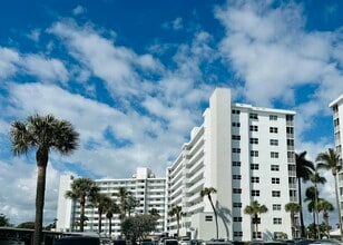 Building Photo - 3310 S Ocean Blvd