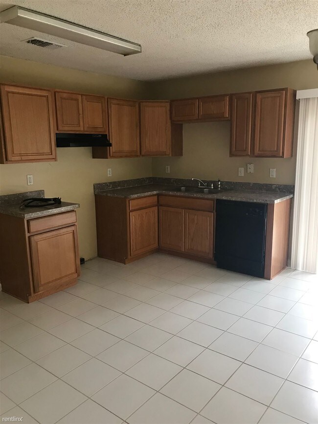 Building Photo - 3 br, 2 bath House - 4228 Lindy Trl