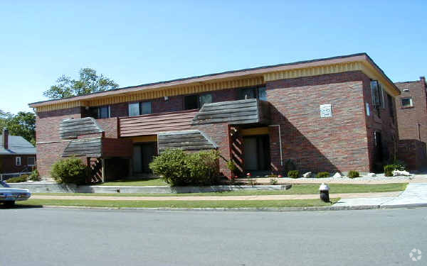 Foto del edificio - 3237-3239 Ivanhoe Ave