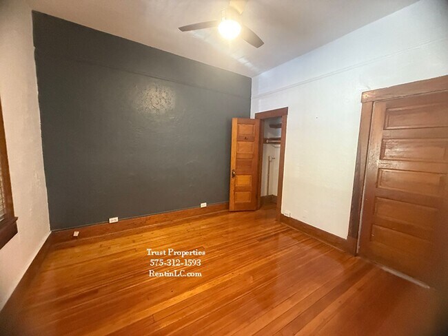 Foto del edificio - N. Miranda 319-321