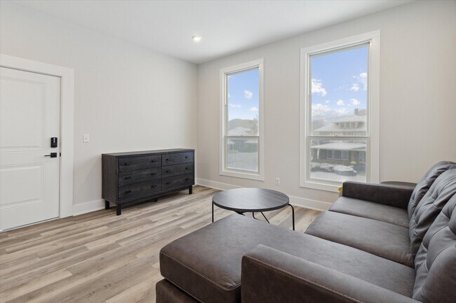 Foto del edificio - 1164 Terrace St