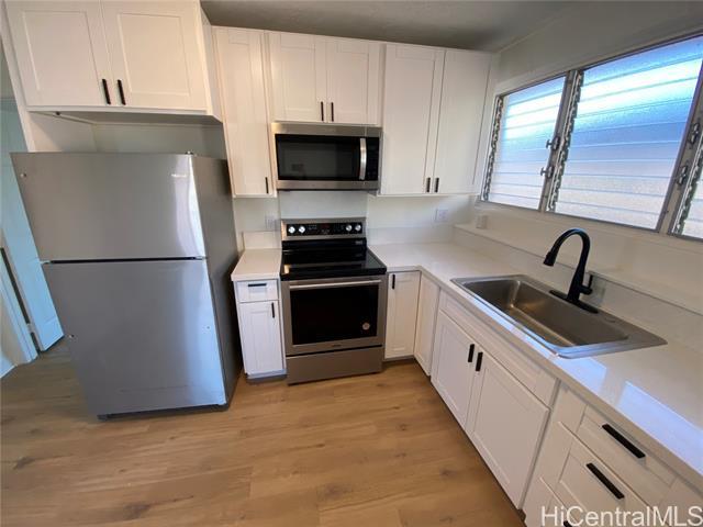Building Photo - 904 Lunalilo St