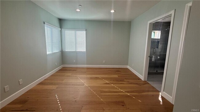 Foto del edificio - 3344 Brandon St