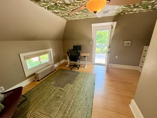 Building Photo - 2335 Niles Ave