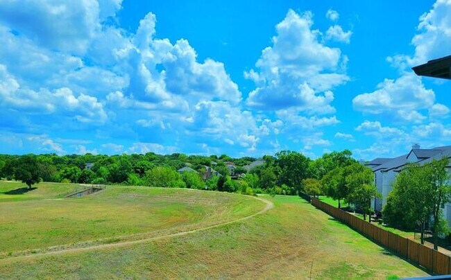 Foto del edificio - 1720 Wells Branch Pkwy
