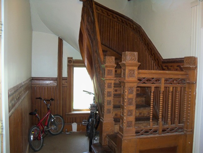 Foto del edificio - 2154 Burnstead Dr