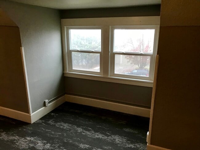 sesión - 1817 W 8th Ave