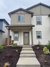 Building Photo - 1640 SE Barberry Ave
