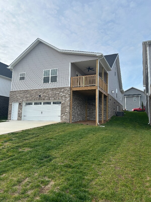 Building Photo - 122 Roseberry St