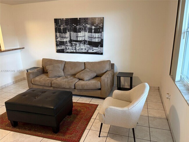 Foto del edificio - 1780 79th Street Causeway