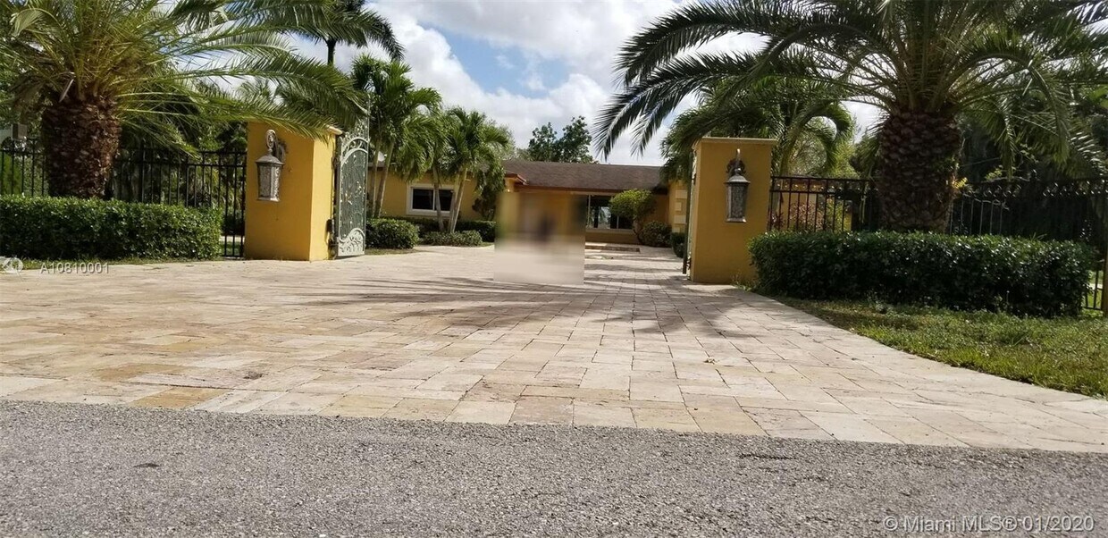 5090 SW 145th Ave, Southwest Ranches, FL 33330 House Rental in