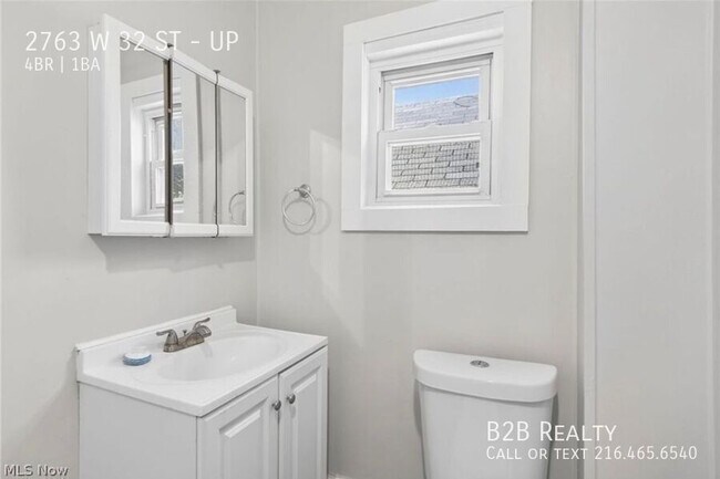 Foto del edificio - 2763 W 32nd St