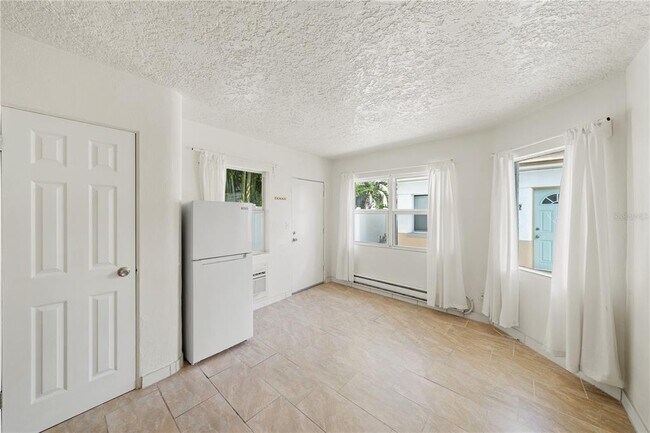 Foto del edificio - 901 3rd St N