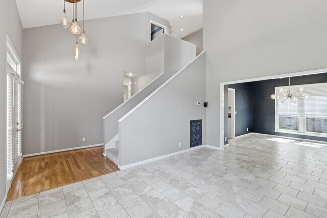 Foto del edificio - 913 Magnolia Ct W