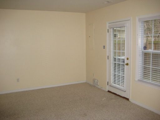 Building Photo - 440 Westover Pines Dr