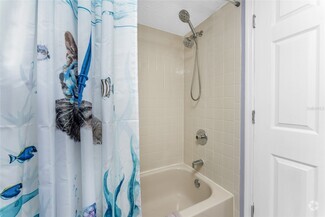 Building Photo - 1211 Saxony Cir