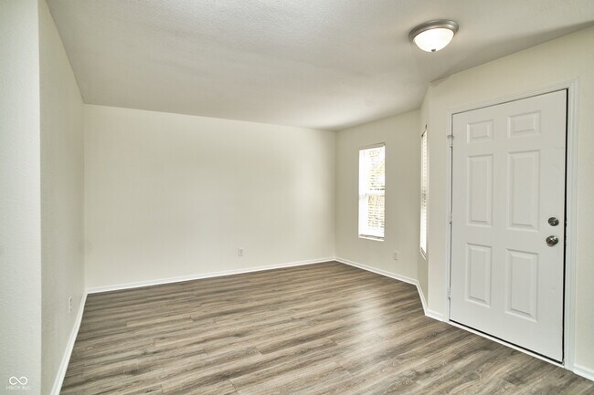 Foto del edificio - 12128 E 141st St