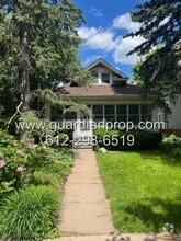 Building Photo - 1833 Lincoln Ave