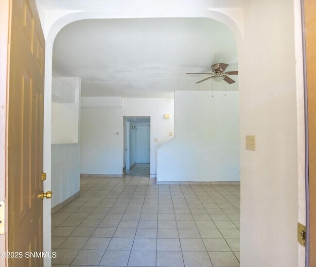Foto del edificio - 1302 S Triviz Dr