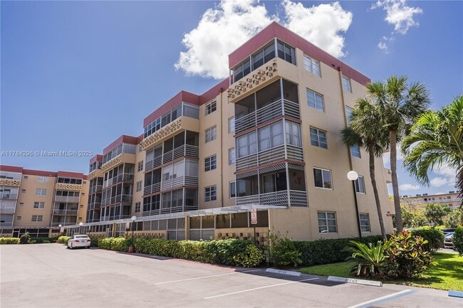 Building Photo - 410 NW 68th Ave