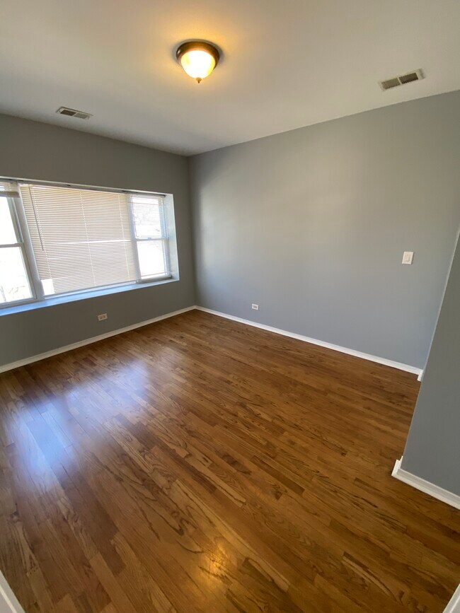 Building Photo - 4107 W Iowa St