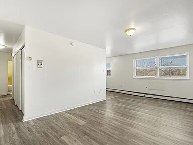 Photo - 921 W Spencer St Apartment