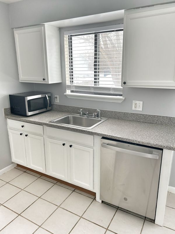 Building Photo - 20137 Cumberland Ct