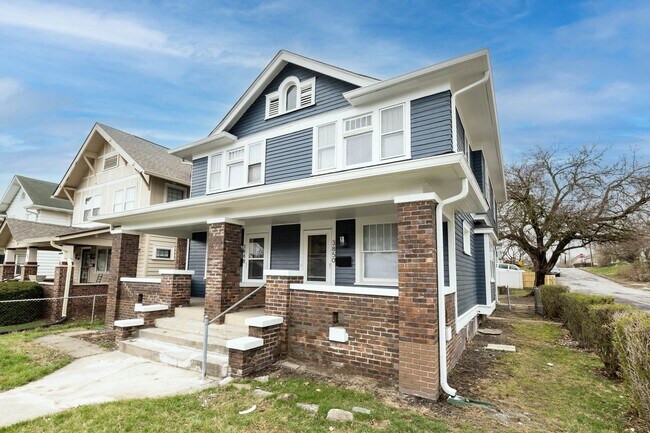 Foto del edificio - 3848-50 North Capitol Avenue