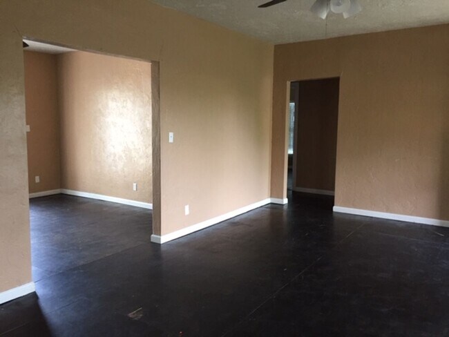 Foto del edificio - Ada OK Rental