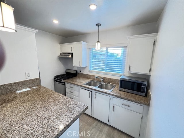 Building Photo - 25081 La Cresta Dr