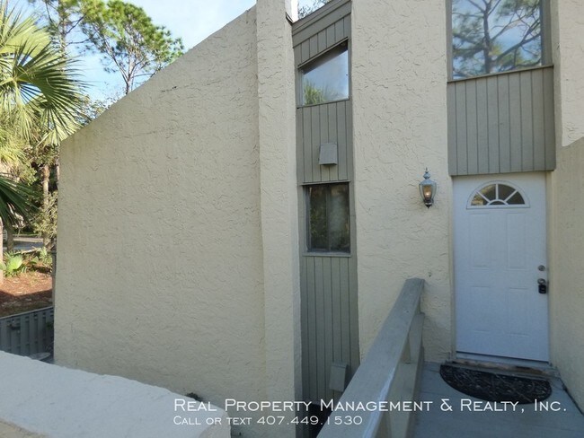 Foto del edificio - Big 2 BR / 2 BA Loft Condo In The Springs