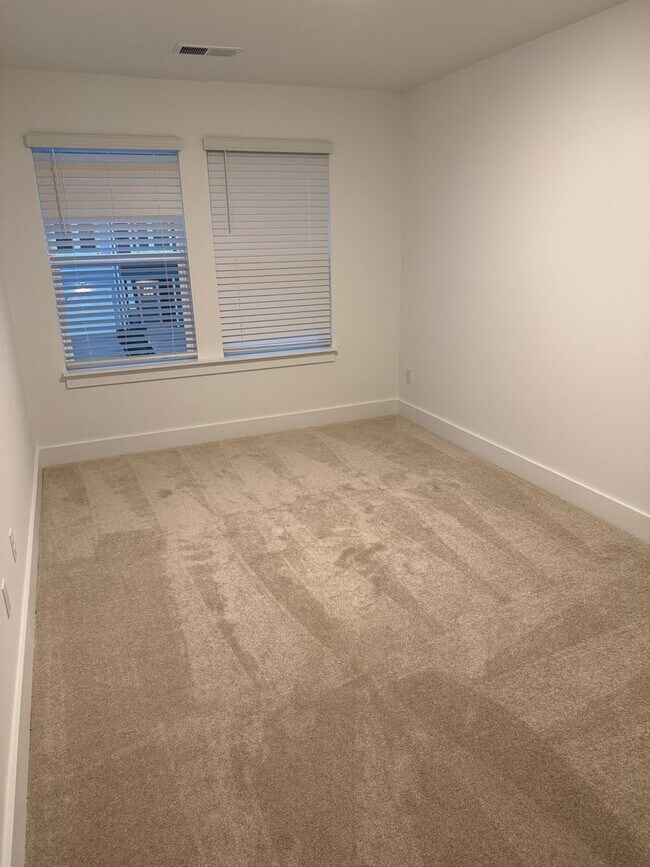 Foto del edificio - 514 W Norvell Ct