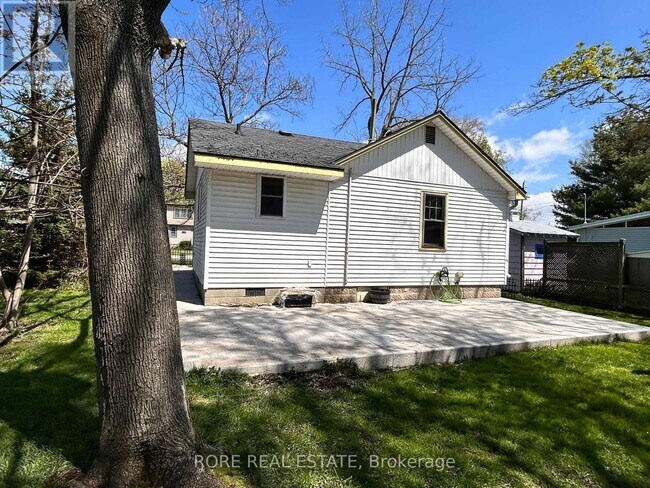 Building Photo - 3767 Concord Ave
