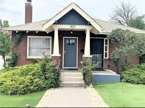 Building Photo - 921 N Sierra St