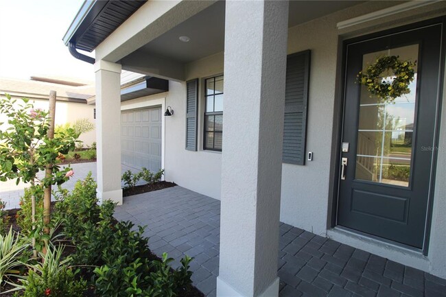 Building Photo - 15233 Sea Salt Wy