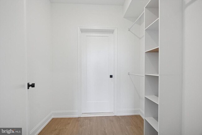 Foto del edificio - 1614 Ridge Ave