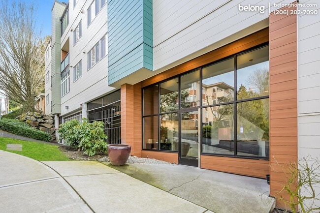 Building Photo - 9710 5th Ave NE